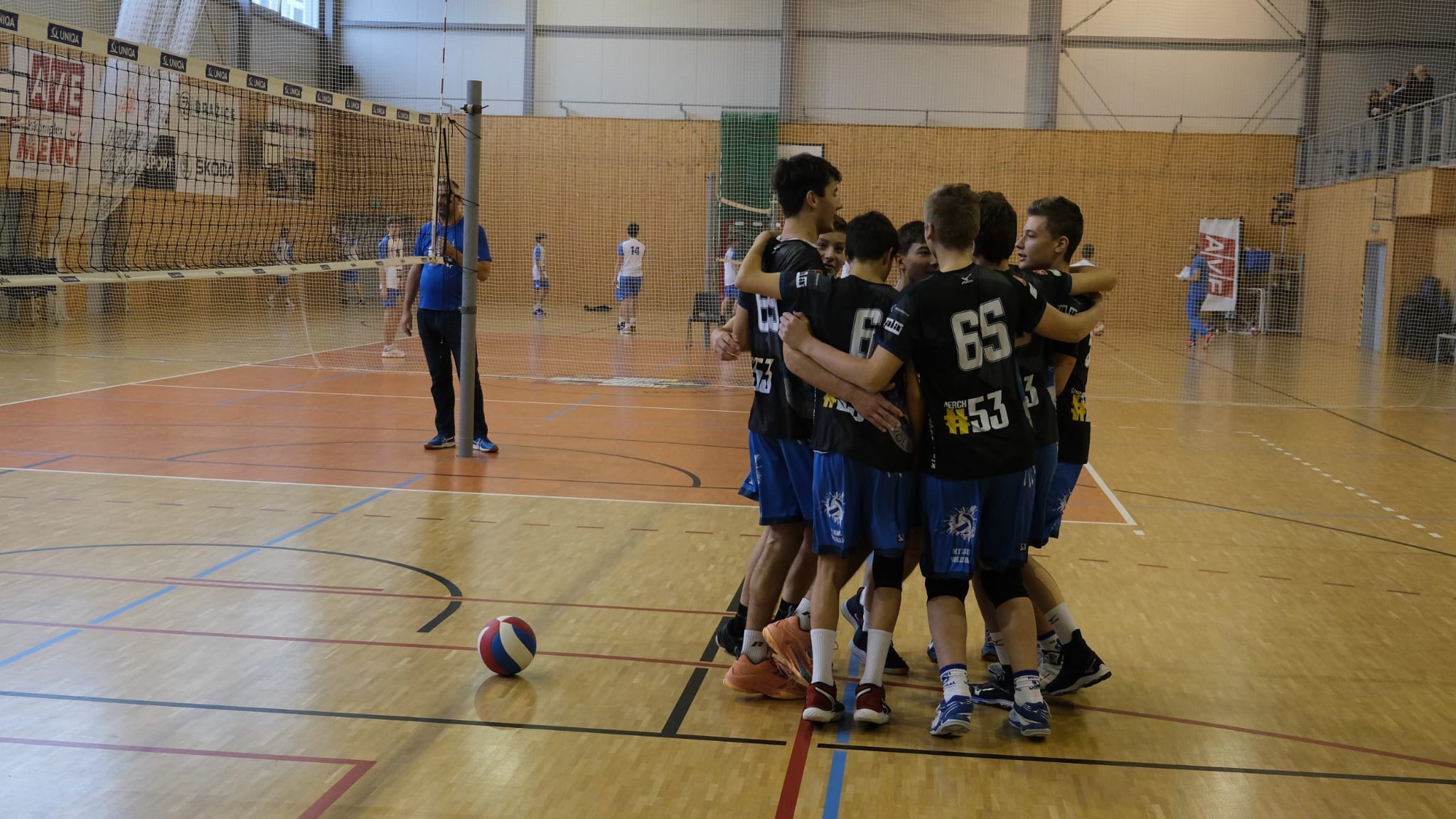 Žáci potvrdili první místo. Junioři byli poloviční, kadetky opět bez ztráty