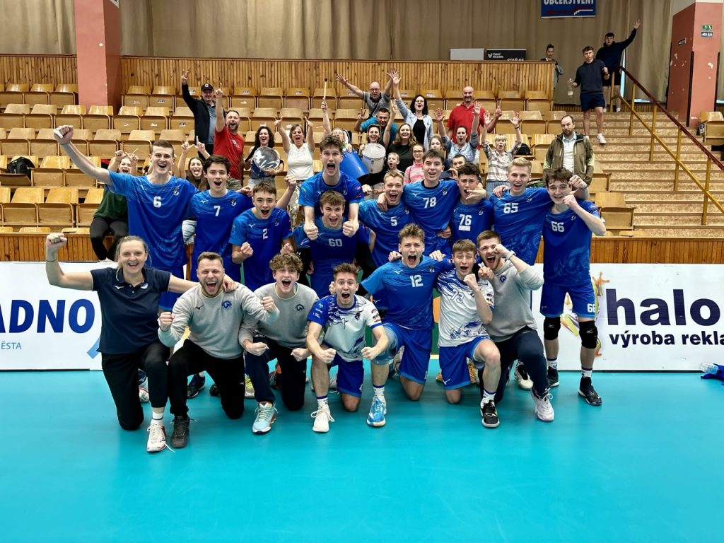Čmeľovi svěřenci přepsali klubovou historii, zítra si zahrají o extraligový titul!!!