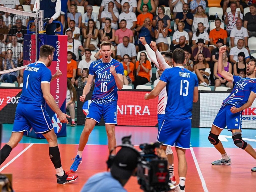 Blokařské trio zkompletoval reprezentant Kováč
