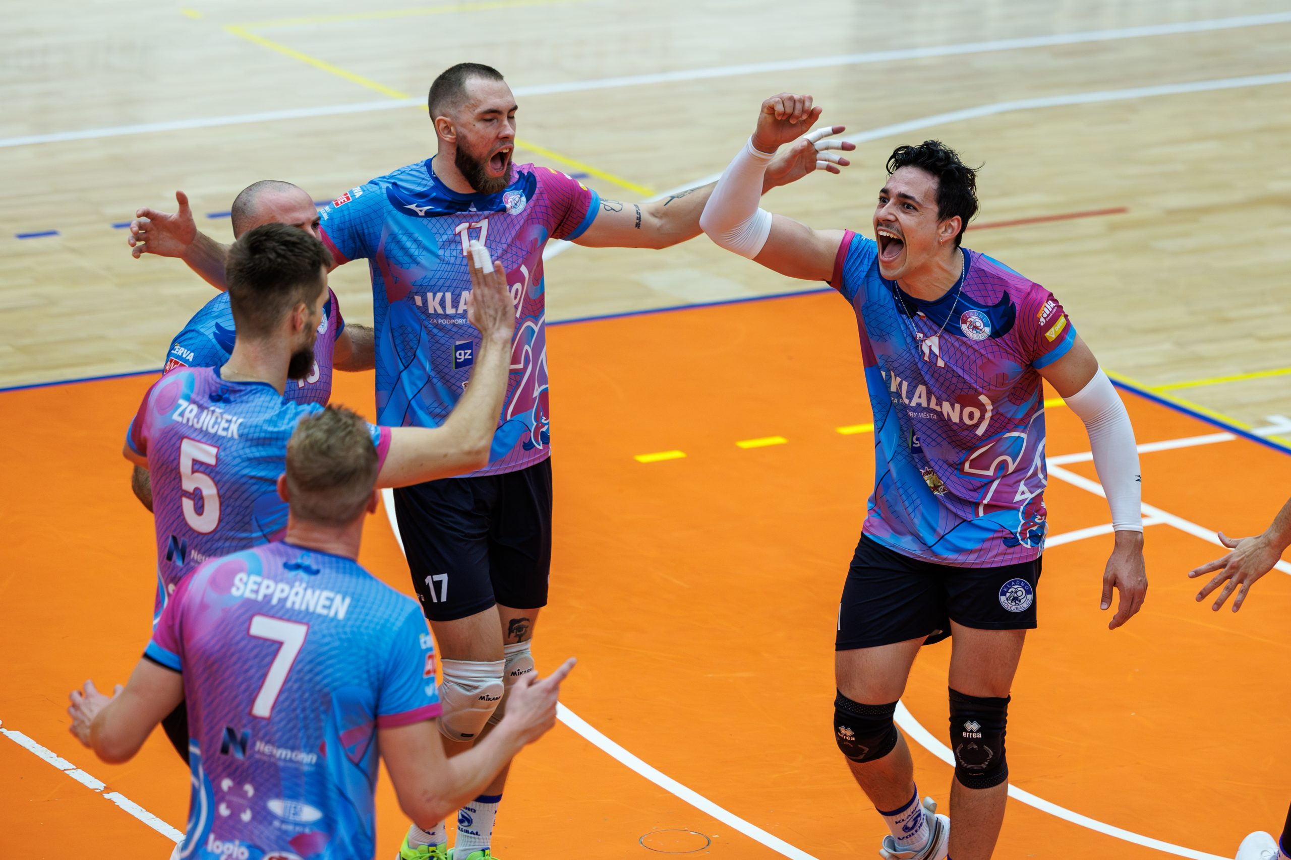 Desetiletý Movember v Kladně – od prvních knírů ke statisícům