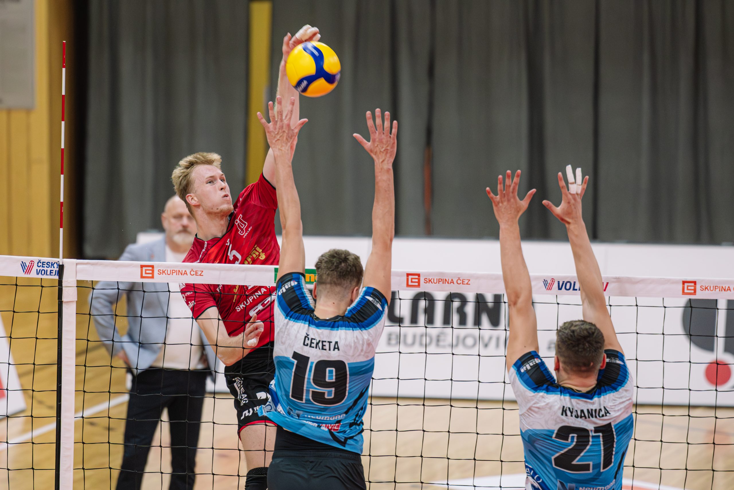 Jihostroj předvedl sílu. Kladno v extraligovém šlágru nestačilo