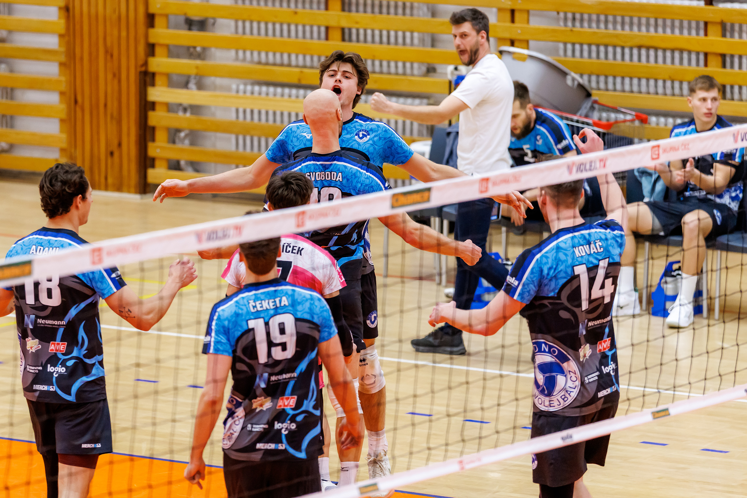 Před skvělým publikem nesmíme nic vypustit, burcuje Donát před duelem s Beskydami