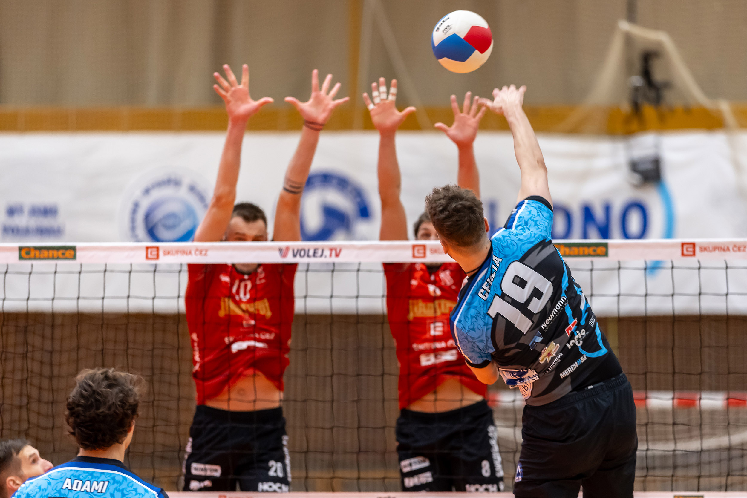 Orli byli blízko skalpu favorita, Jihostroj ale rozhodl v tiebreaku. Už zítra čekají Benátky